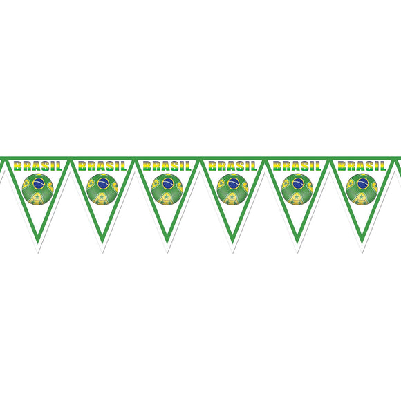 Beistle Brasil Soccer Pennant Banner 11 in  x 7' 4 in  (1/Pkg) Party Supply Decoration : Soccer